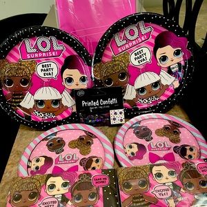 L.O.L birthday bundle for 16, table, confetti, and tablecloth included